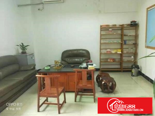 长安空出一楼800平方厂房出租带办公室