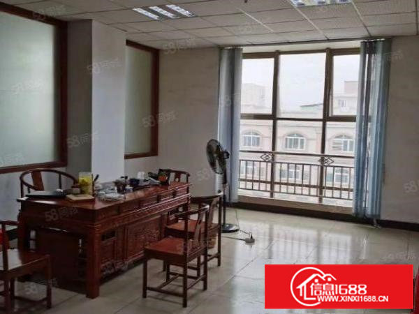 大朗镇现成装修1100平厂房出租