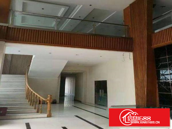 龙岗工业区新出单一层1500平方厂房招租可分租