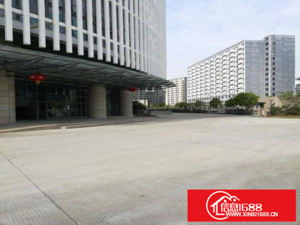 坪山大工业区新出楼上300平带装修有红本