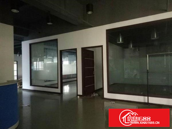 常平火车站附近楼上（带装修）厂房500、1200平方出租