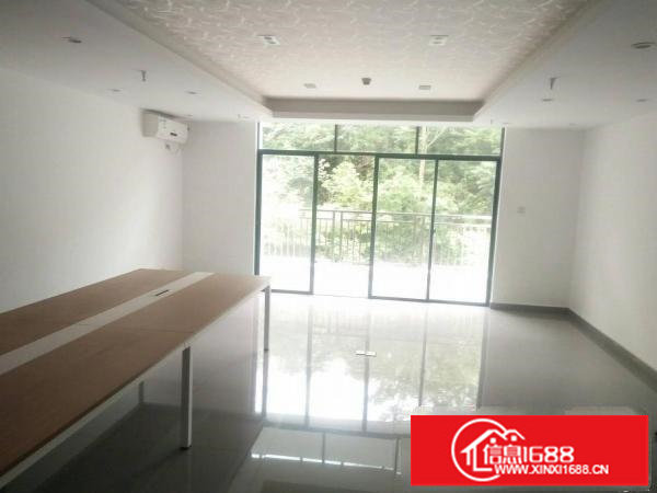 龙华大浪新出楼上500平方厂房，带豪华装修超低价格