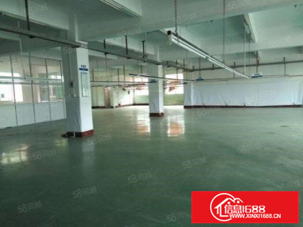 寮步上屯标准厂房800平方，带办公室现成坪漆，院子宽敞