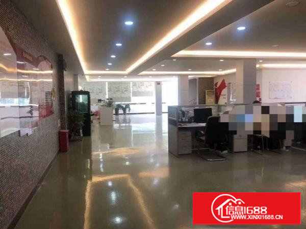 长安宵边万达附近新出一楼2680平，二楼1540平超豪华厂房