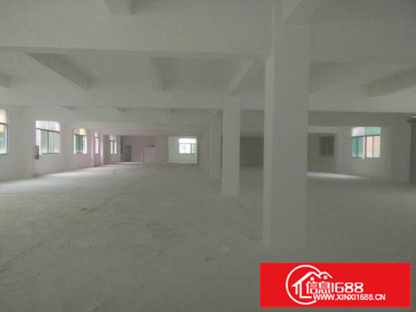 平湖禾花社区附近带装修厂房1200平方急租