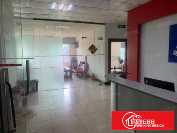 石岩松白路旁3楼850平，原房东精装修厂房出租