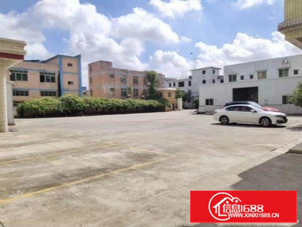 谢岗原房东新出楼上600平方现成办公室