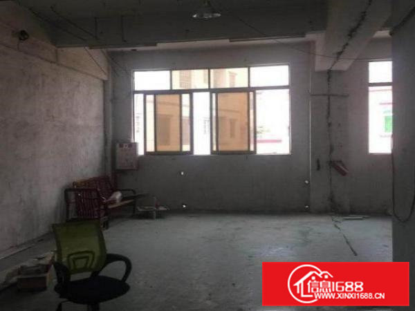 在工业区三楼/交通方便