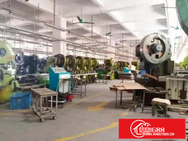 凤岗五联一二楼厂房出租3700平米，可分层出租