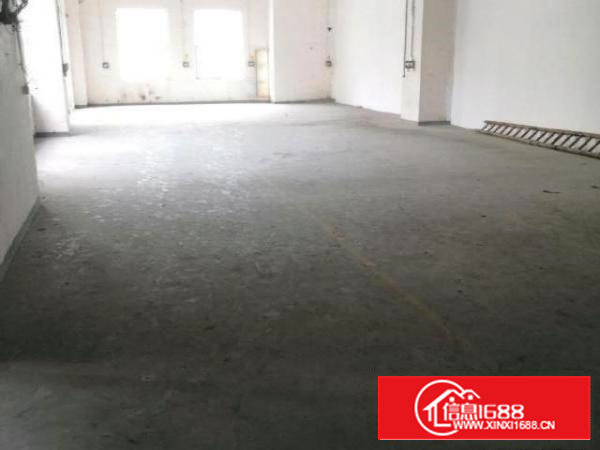 沙井新桥高速路口一楼1350平方实用面积厂房出租