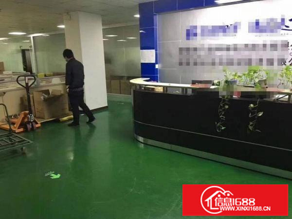 坂田原房东带装修厂房5楼730平方急租！