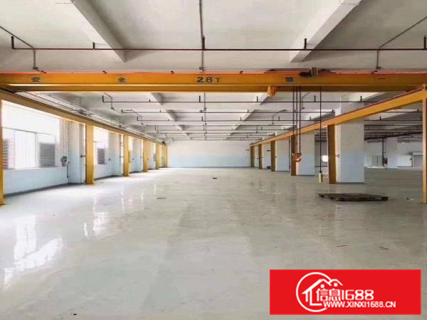 带行车一楼现成办公室装修