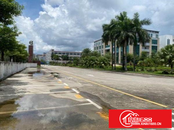 平湖白泥坑工业园2万平厂房出租300平可分租一楼仓库可办环