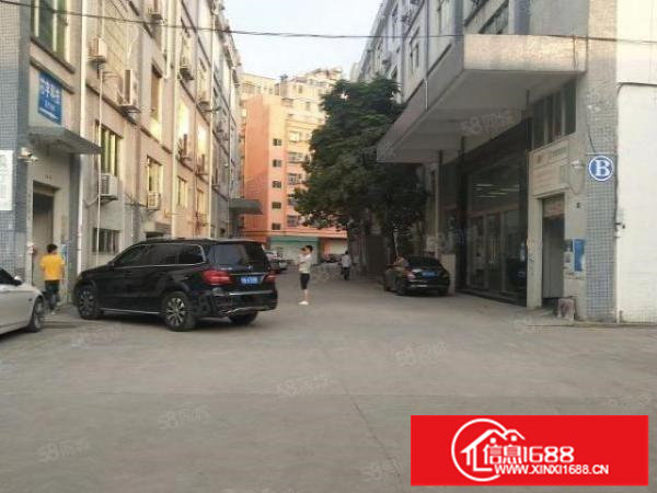 布吉地铁口附近1000平带装修红本一楼厂房出租