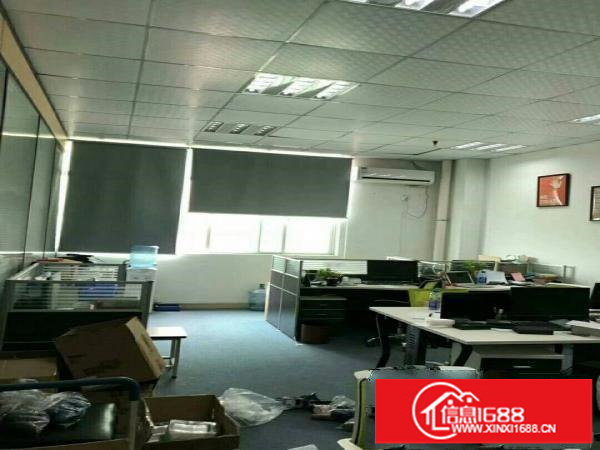 观澜梅观高速旁楼上800平方带精装修厂房招租