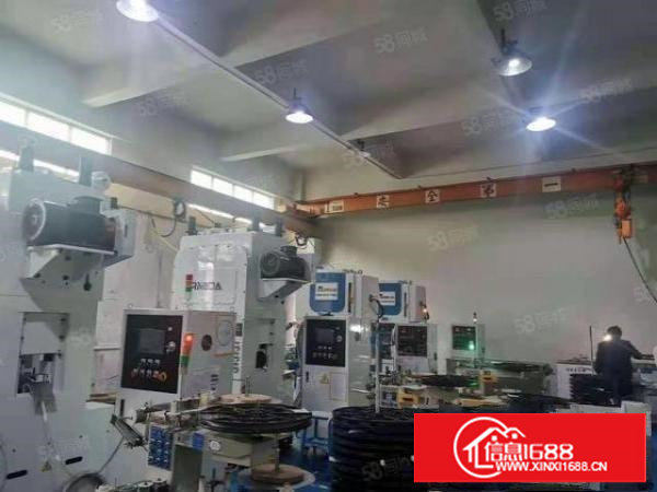 长安新出厂房850平方，带行车，精装修，水电齐全