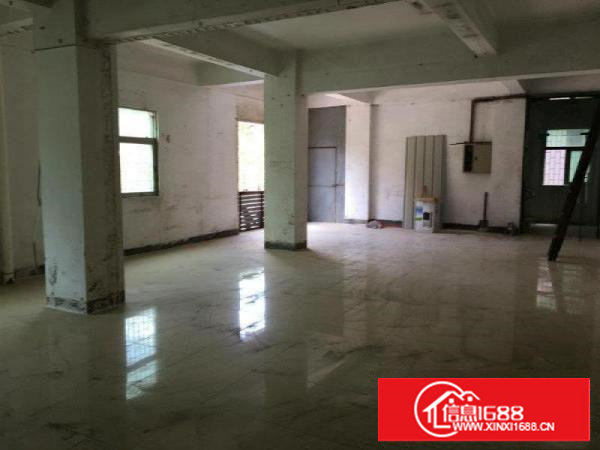 沙头2楼200平打包价3000元靠近大马路交通便利