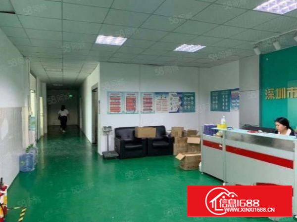 塘头新出楼上1290精装厂房，有豪华前台，水电到位，拎包入住