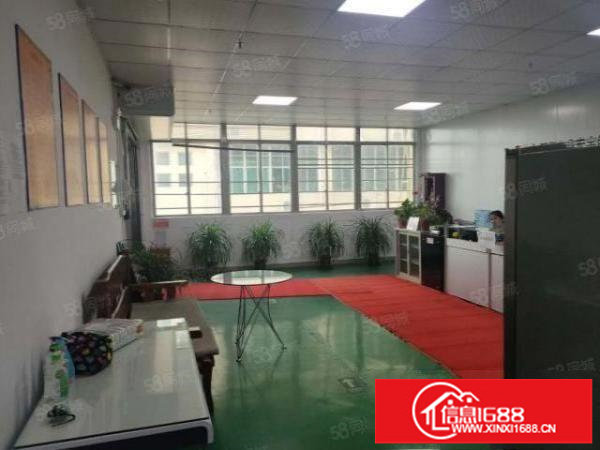 原房东宝安石岩工业园2500平厂房出租精装修带办公室