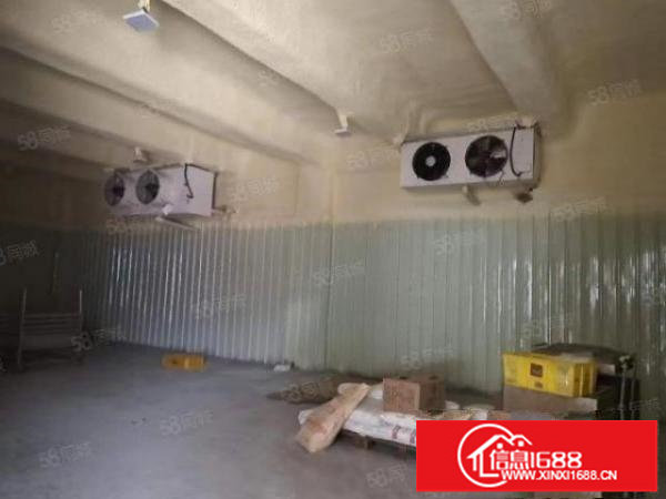 深圳龙岗平湖白泥坑海吉星一二楼厂房招租面积2800平米可分租