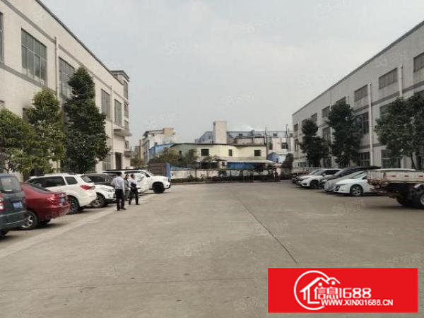 黄江镇靠公明原房东带精装标准厂房楼上一层2000平方厂房出租