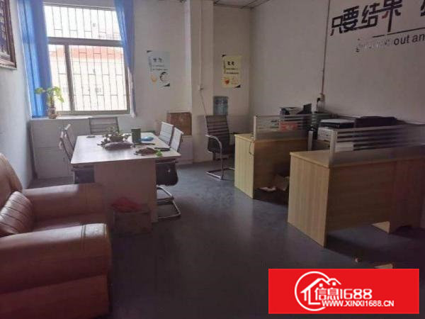 铁场新四村油榨村神田路楼上1300带豪华精装修