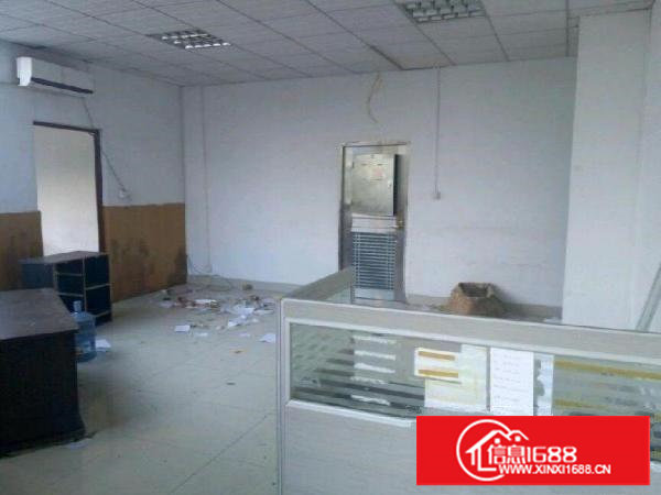 无公摊，四村一楼厂房400平米小工厂房出租