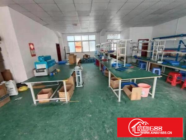 出租长安锦厦260平厂房，水电齐全，入场即生产。