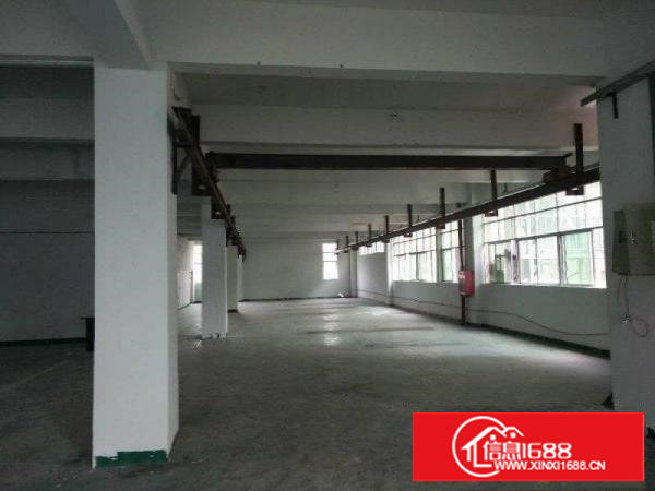 塘厦新出标准厂房1380平，带行车轨道