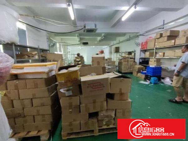 平湖辅城坳工业区分租三楼650平方