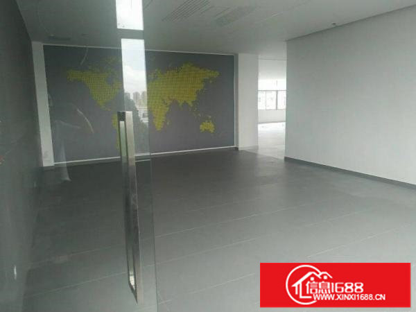 龙岗同乐厂房出租900平1800平2500平可分租带装修