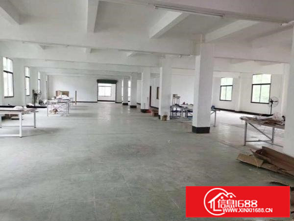 租金8元好招工大朗洋坑塘550平方厂房带2吨货梯