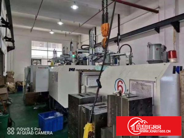 凤岗靠深圳新空出一楼注塑厂房出租550平方现成三部航车