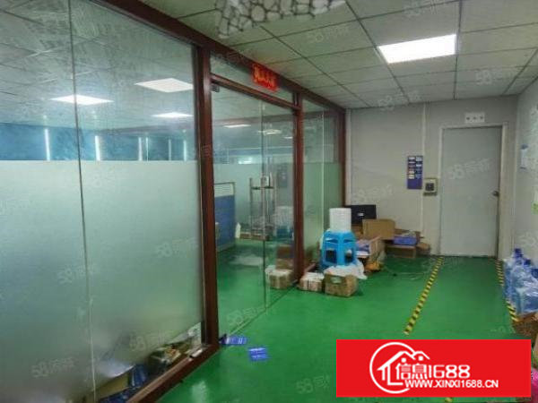 松柏路边大型工业园新出楼上420平无尘车间招租，水电消防齐全