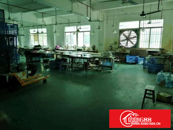 现成水电工作台面，凤岗五联650平米楼上厂房出租