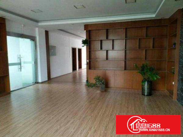 龙岗同乐吓坑新出厂房3楼1200平送精装修招租