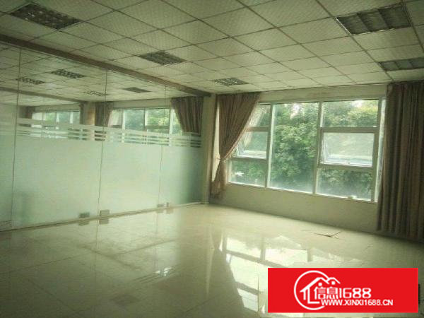 常平镇黄泥塘村标准厂房二楼1500平有地坪漆