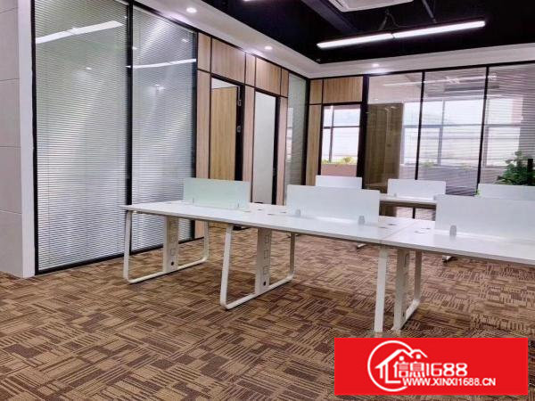 坂田杨美地铁站电商园188平3带1间，拎包办公形象好