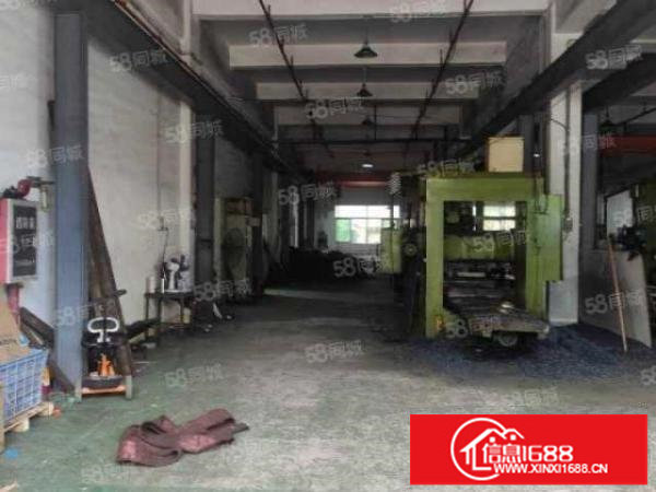 公明上村社区一楼800平方厂房出租带现成行车