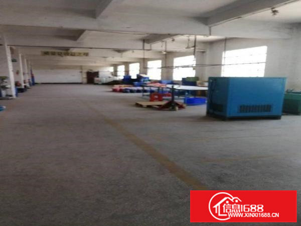 雁田布心三楼1000平米（带装修）招租