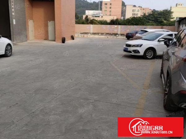 6米高一楼厂房出租1320平方（带牛角）