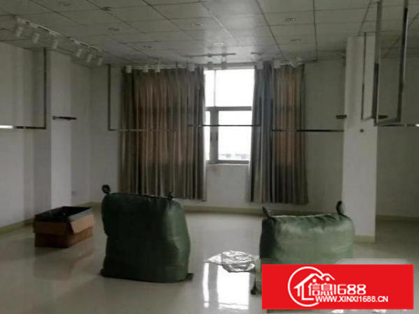 出租横岗塘坑地铁站边楼上精装办公室200平米水电齐全