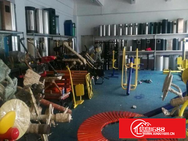 龙岗中心城南联地铁站旁原房东420平方厂房出租！