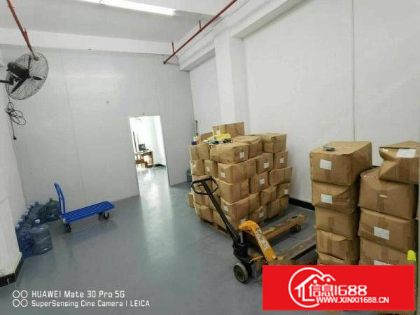 出租横岗新出楼上140平方精装修厂房仓库