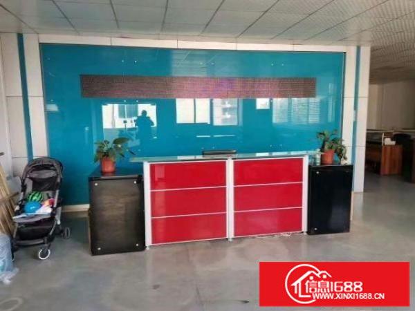 新出厂房2楼1680平带精装修，可分租，使用率高