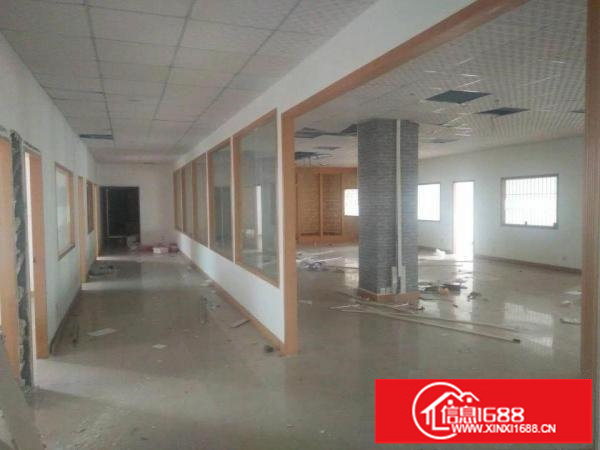 龙华大浪布龙路旁精装楼上1250平厂房便宜出租