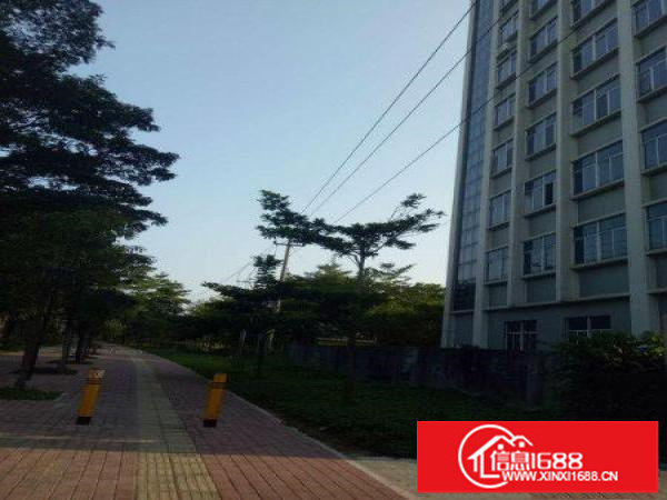 深圳大工业区厂房2200平米18元业主直租