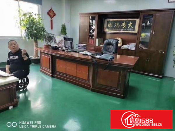 雁田海关旁边原房东三楼800平方精装修