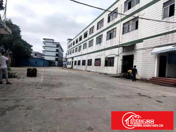 凤岗独门独院厂房出租，水电齐全，空地超大，主干道边上