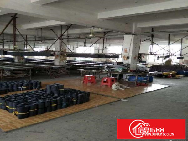 平湖宝鹅工业区丝印厂房出租，分租或带设备出租，全新电梯